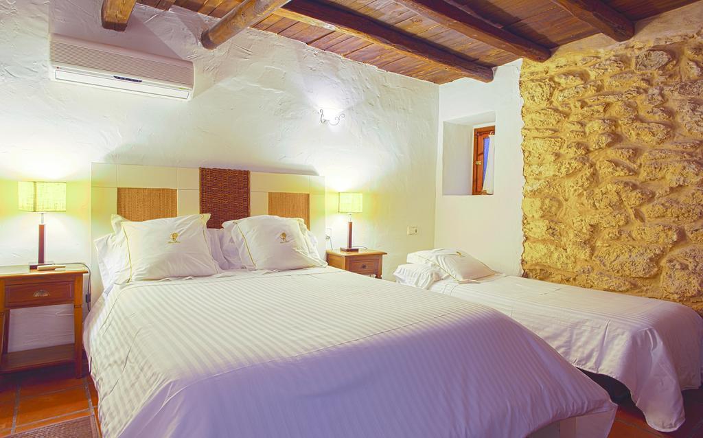 Can Pere Lifestyle & Spa Cala Llonga  Bagian luar foto